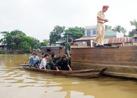 Cuộc chiến chống cát tặc trên sông Đồng Nai