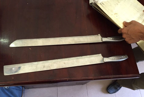 Những "bóng ma bịt mặt" ở bãi vàng Bồng Miêu