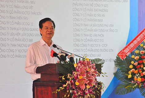 Thủ tướng Nguyễn Tấn Dũng dự Lễ thông xe cầu Hòa Trung và đoạn Năm Căn- Đất Mũi