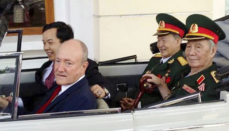 Giáo sư - Tiến sĩ sử học Larry Berman trở lại Việt Nam