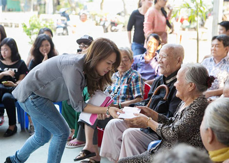 Vui buồn nghệ sĩ nghèo đón Tết