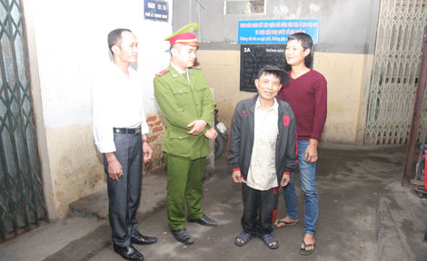 Cảnh sát khu vực "xóm chạy thận"