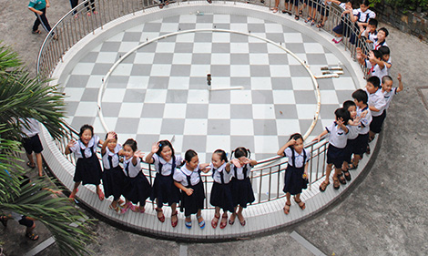 Lại “nóng” chuyện lớp học bán trú vệ tinh