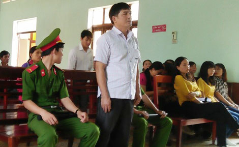 Lại hoãn xử vụ Viện trưởng kiểm sát huyện gây tai nạn liên hoàn