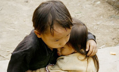 Phanh phui đường dây buôn bán trẻ em Nam Á vào Anh làm nô lệ