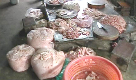 Phát hiện cơ sở thu gom gần 1.000 lít dầu ăn, mỡ động vật đã qua chế biến