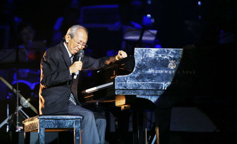 Khi tình yêu vỗ cánh bay đi