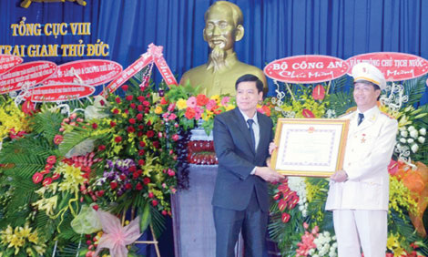 Đất cằn tạo anh hùng