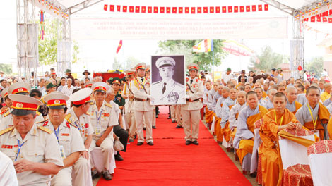 Đại lễ cầu siêu các anh hùng, liệt sỹ trên mặt trận Tây Nguyên