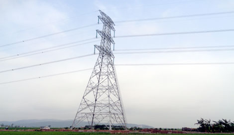 Mất 6 tỷ để khắc phục sự cố "gió lốc hạ gục cột điện đường dây 500KV"