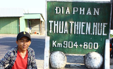 Chàng trai tí hon đạp xe xuyên Việt vận động hiến tạng cứu người