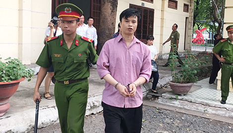 Vụ "kỳ án" sau 13 lần xét xử: Bị cáo lãnh án bằng thời gian tạm giam