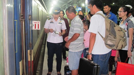 Ga Sài Gòn tăng tàu chạy Phan Thiết, Nha Trang dịp Tết Dương lịch 2015
