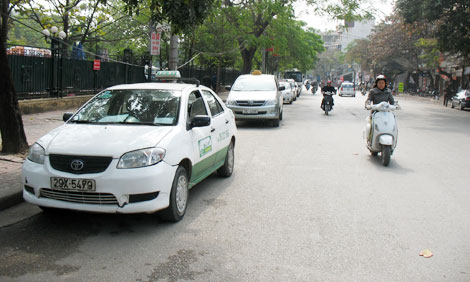 Doanh nghiệp vận tải kê khai giảm giá cước 'nhỏ giọt'