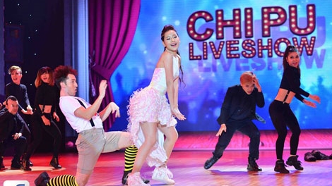 Bước nhảy Hoàn vũ 2015: Mở màn đã... nhảm