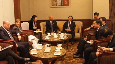 Thứ trưởng Thường trực Đặng Văn Hiếu tiếp Tổng cục trưởng Tổng cục Xuất nhập khẩu Công nghiệp Quốc phòng Israel