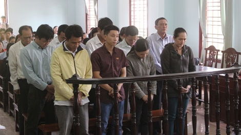 Vụ lừa đảo gần 200 tỷ đồng: Phó Giám đốc lĩnh 20 năm tù