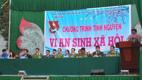 Đoàn Tổng cục VIII: Công tác an sinh xã hội tại huyện Cẩm Thủy