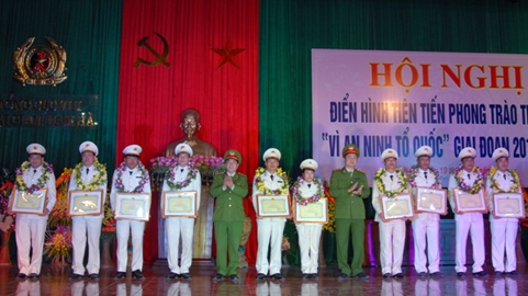 Trại giam Nam Hà có 91 lượt cá nhân được khen thưởng