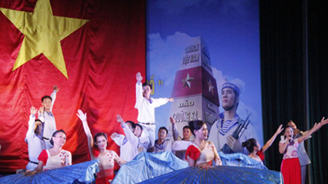 Đêm nhạc 'Tết an bình - Nghĩa tình biển đảo'