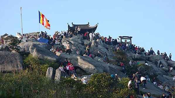 Trần Nhân Tông - Ông vua hóa Phật