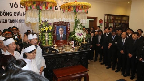 Hàng nghìn người dân tham gia lễ truy điệu ông Nguyễn Bá Thanh