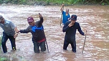 Những chuyến bắt truy nã xuyên quốc gia của Cảnh sát trại giam