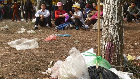 Hội Lim - người về rác thì… ở lại