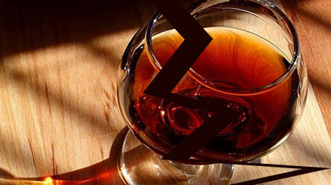 Đánh chết cha ruột vì bị ngăn uống rượu