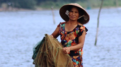 Những nữ ngư phủ bước qua 'lời nguyền'