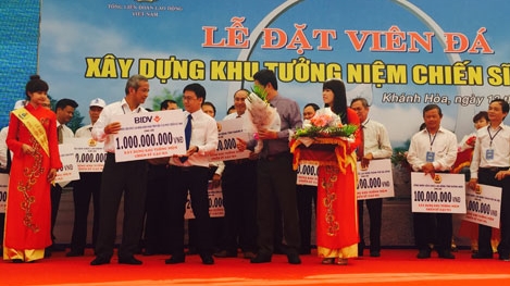 BIDV ủng hộ một tỷ đồng xây dựng đài tưởng niệm liệt sĩ trên đảo Gạc Ma