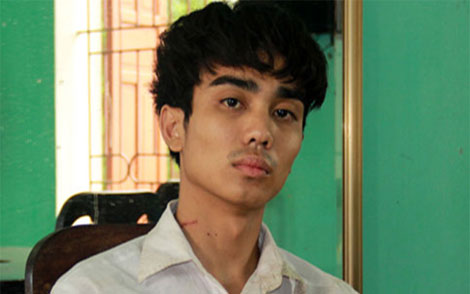 Cháu ‘ngáo đá’ sát hại bà nội