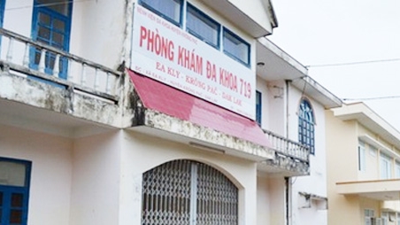 Một học sinh bất ngờ gục chết khi lực lượng CSGT đang kiểm tra giấy tờ