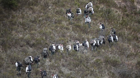 Những giả thuyết vụ tai nạn máy bay ở Pháp