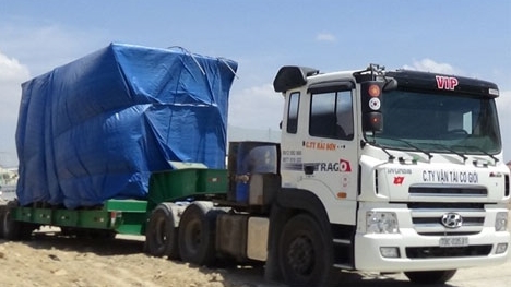 Kiểm tra tải trọng, lái xe khóa cửa bỏ đi