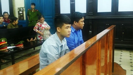 Kéo đến phòng trọ gây sự bị đâm chết