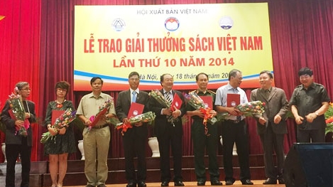 Trao giải thưởng sách Việt Nam 2014