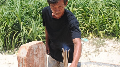 Chuyện những ngư dân lượm, vớt xác người tử nạn trên biển