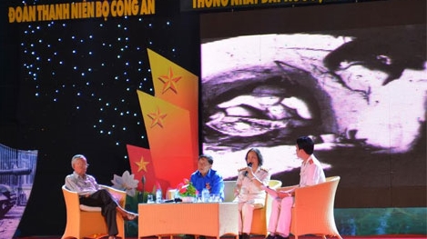 Giao lưu nghệ thuật ‘Âm vang từ mùa xuân đại thắng’