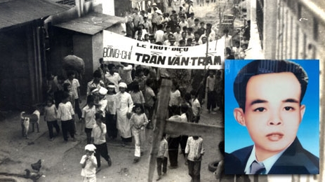 Nước mắt ngày vui thống nhất