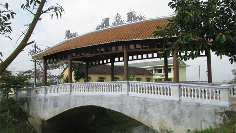 Khánh thành cầu ngói Hiền Lương được xây dựng trên 1 tỷ đồng