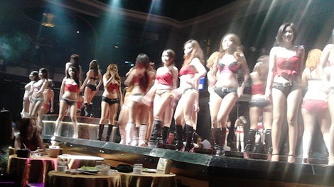 “Kinh đô tình dục” Đông Quản: Đâu phải dễ kiếm tiền!