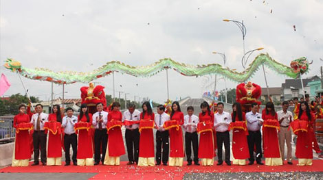 Bình Dương: Khánh thành cầu ông Cộ