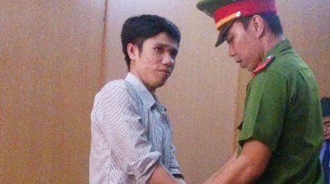 Đi tù vì rủ người yêu nhí đi nhà nghỉ