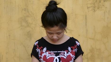 Từng là nạn nhân, chị dắt em trai 15 tuổi vào tù vì mua bán người