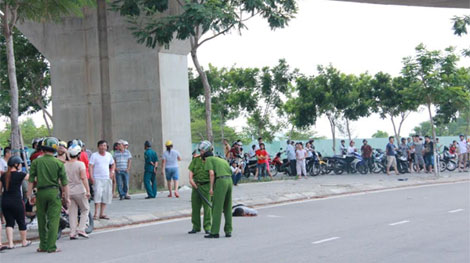 TNGT trên cầu Thuận Phước, 3 người chết, 2 người bị thương