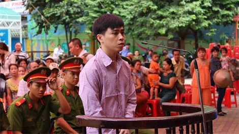 Tử hình kẻ sát hại bà nội dã man