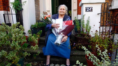 Nữ văn sĩ đoạt giải Nobel 2007 là “một phụ nữ quyến rũ, mạnh mẽ và… nguy hiểm”