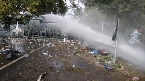 Hungary cứng rắn, Croatia, Hà Lan nới lỏng với người di cư