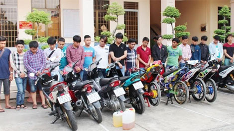 Vĩnh Long: Xử phạt 5 ‘quái xế’ tụ tập đua xe